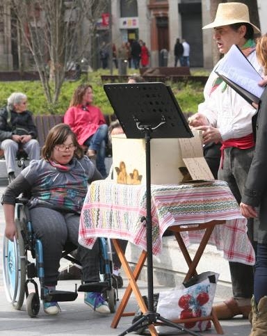 2013-Capitole-le-public-chante-hand
