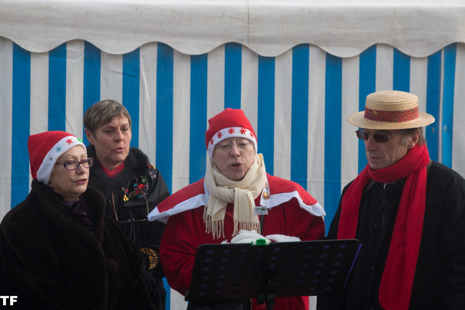 2013-STE FOY VIDE-JOUETS CHANTONS